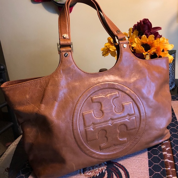 Tory Burch Bag 🔥 - Picture 2 of 8